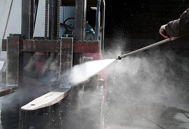 Best Gas Station Cleaning  in Valle Vista, CA